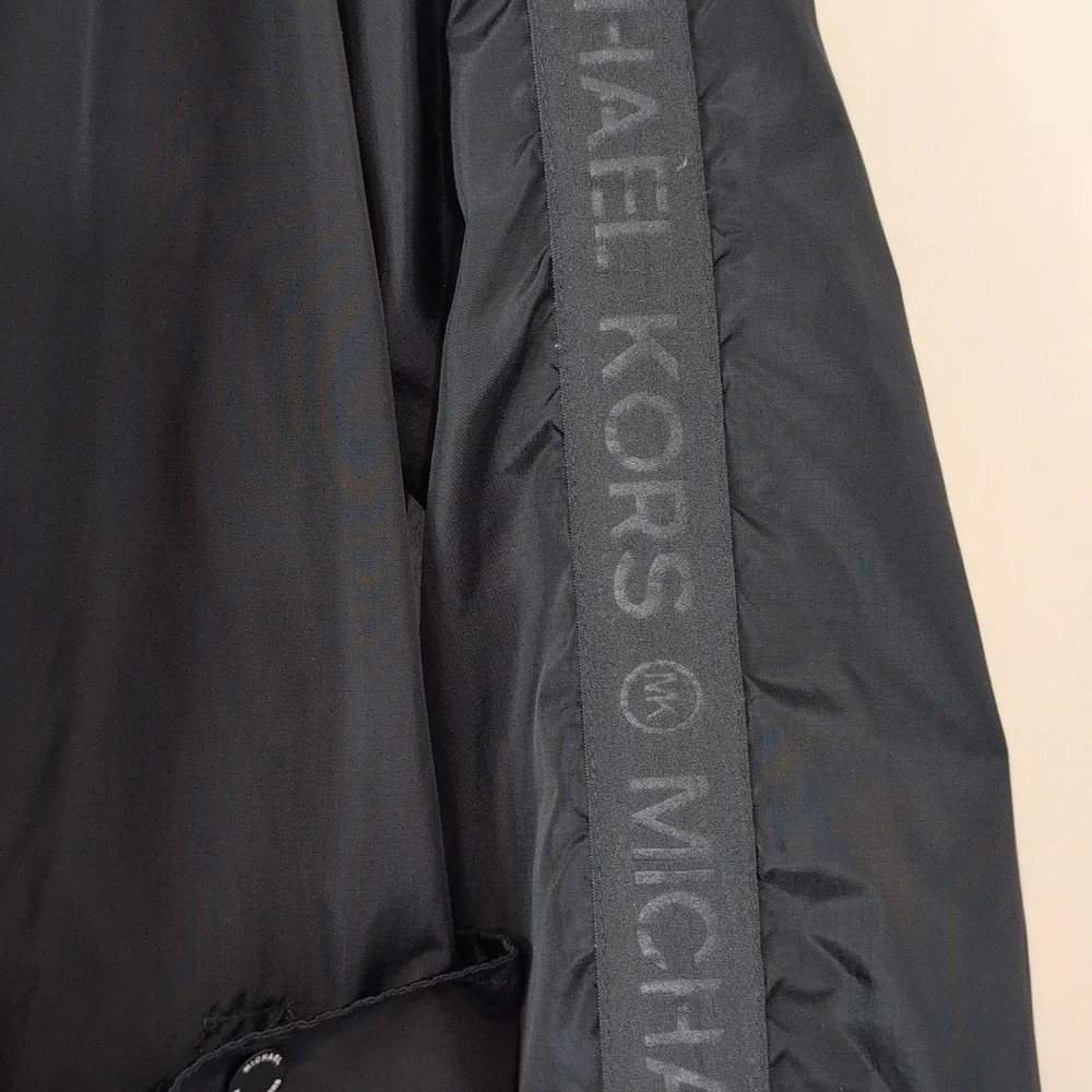 Michael Kors Black Sporty Windbreaker Lightweight Packable Jacket Polyester XS